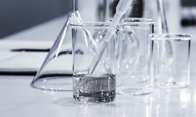 化工行業解決方案-貼合化工企業采購特性，提供數字化采購解決方案，實現采購全過程透明管理，充分發揮規模采購優勢， 并擁有完整的業務證據鏈。-mb-甄云科技